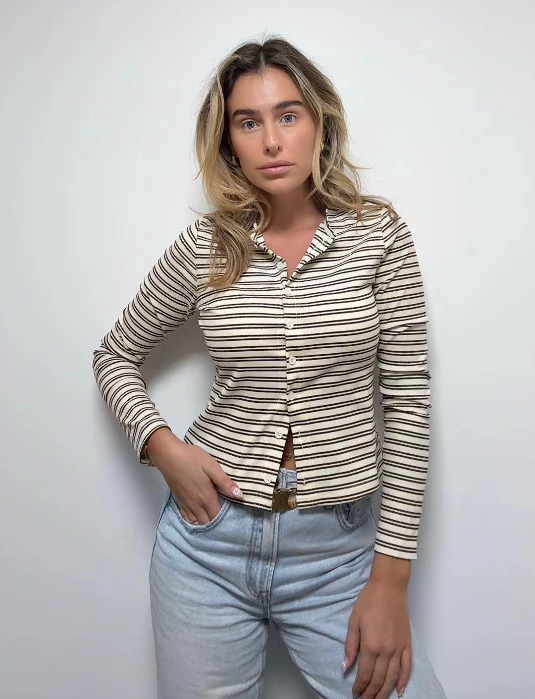 RIVIERA BUTTON-THROUGH TOP IN CARAMEL