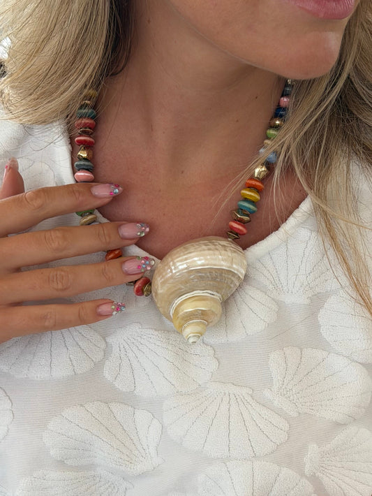 Beach Babe Giant Shell