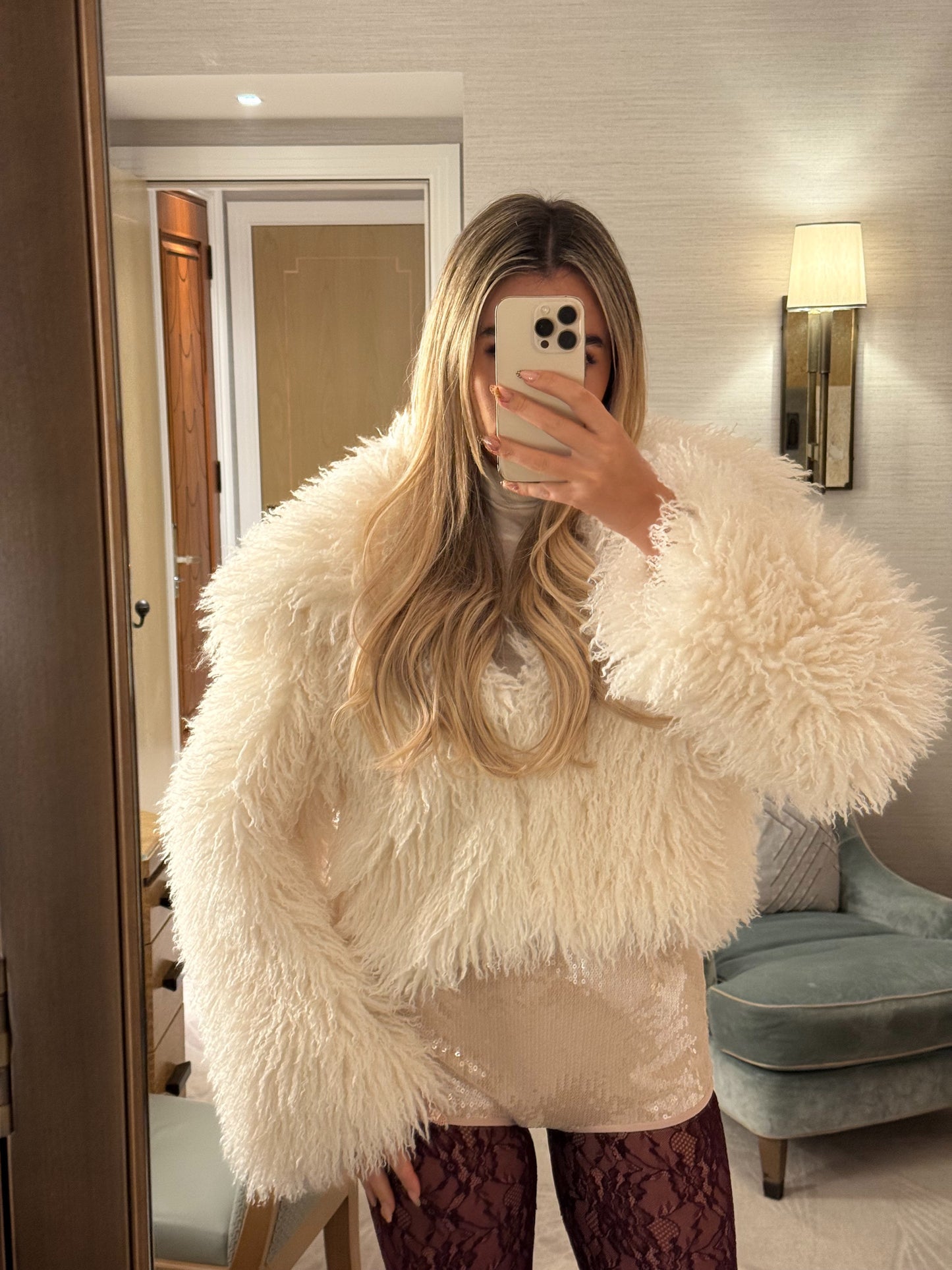 NOEL LUXURY VEGAN MONGOLIAN CROPPED JACKET IN SNOW