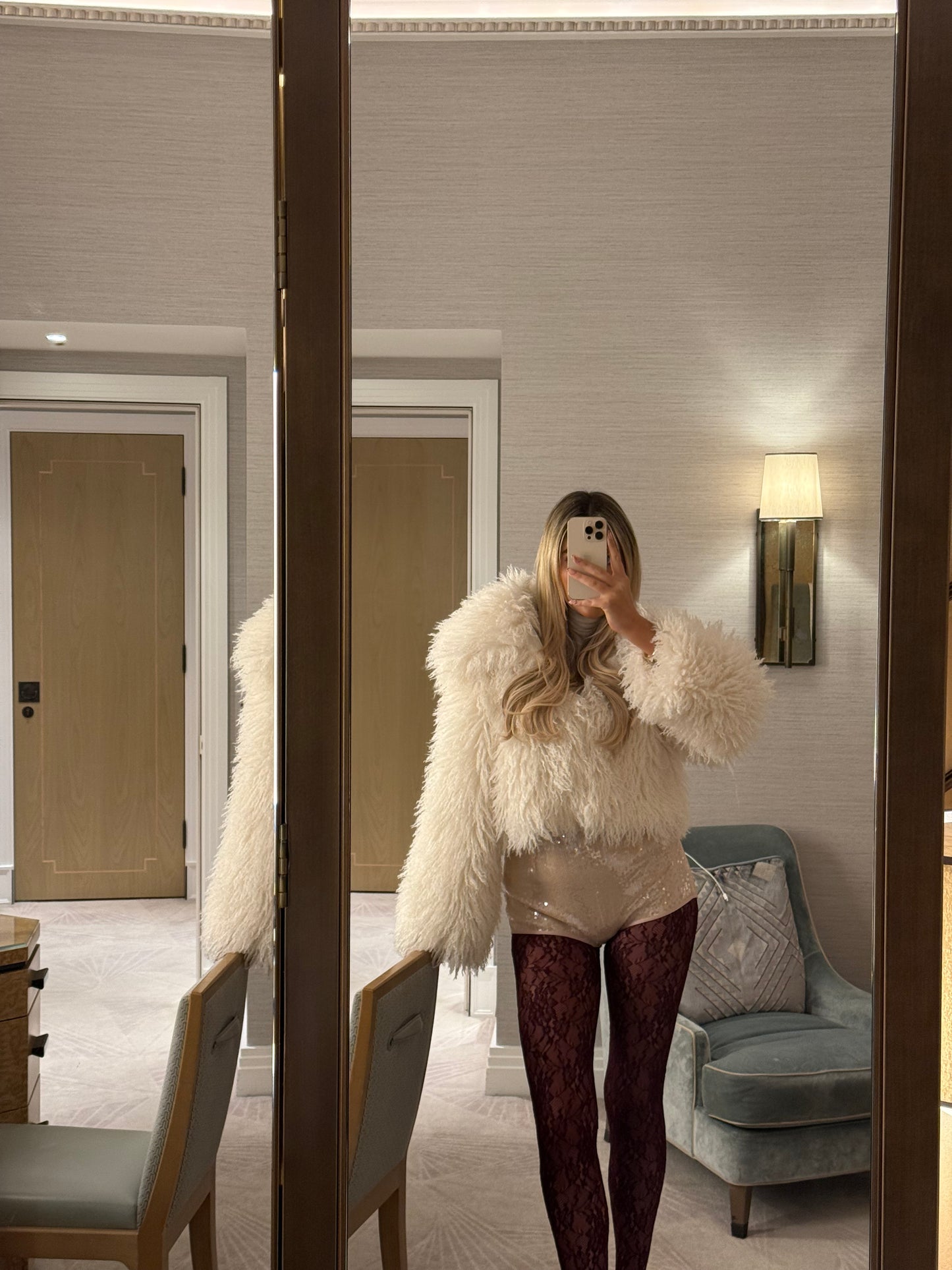 NOEL LUXURY VEGAN MONGOLIAN CROPPED JACKET IN SNOW