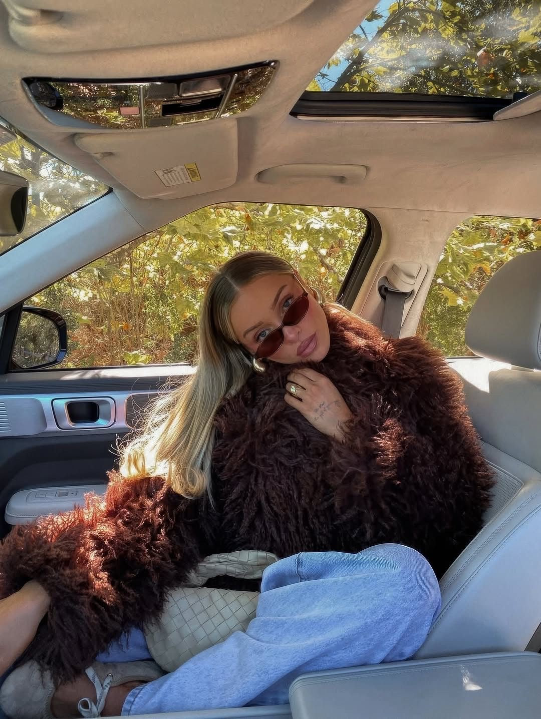 NOEL LUXURY VEGAN MONGOLIAN CROPPED JACKET IN CACAO