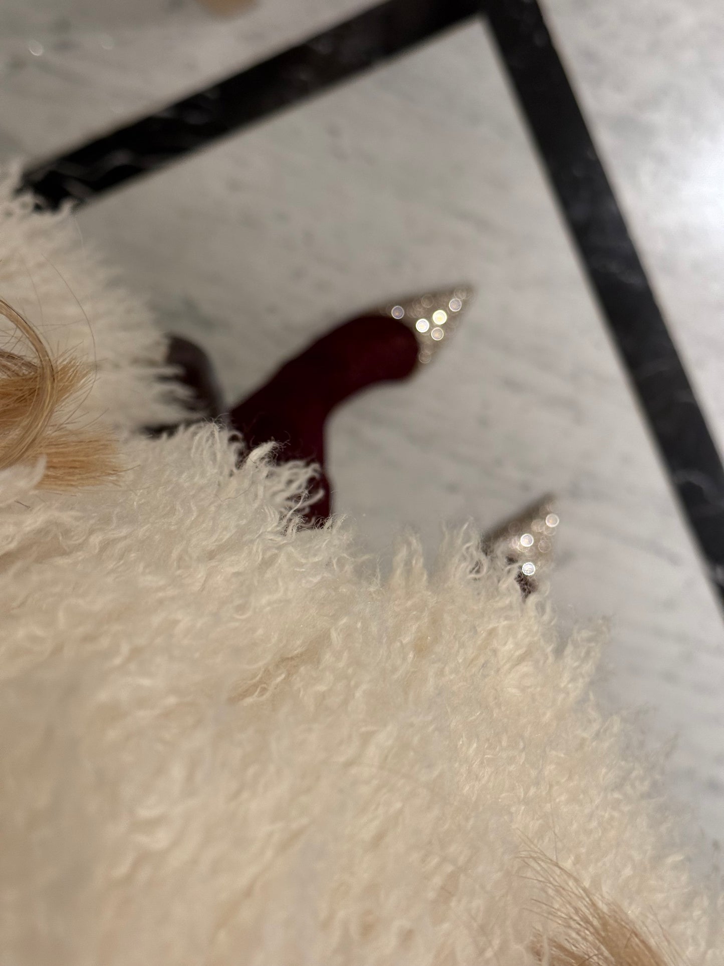 NOEL LUXURY VEGAN MONGOLIAN CROPPED JACKET IN SNOW