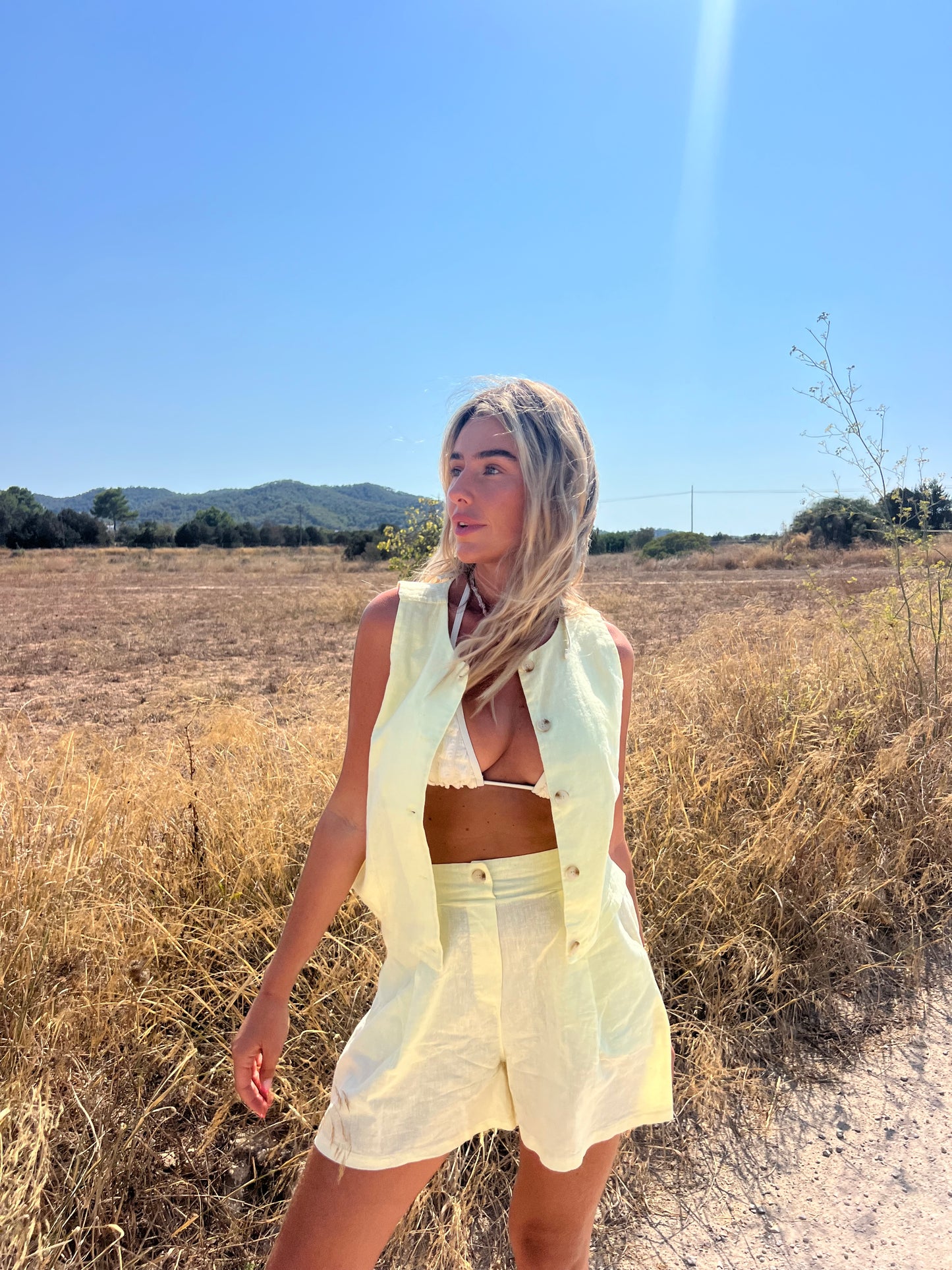 Buttermilk Linen Set