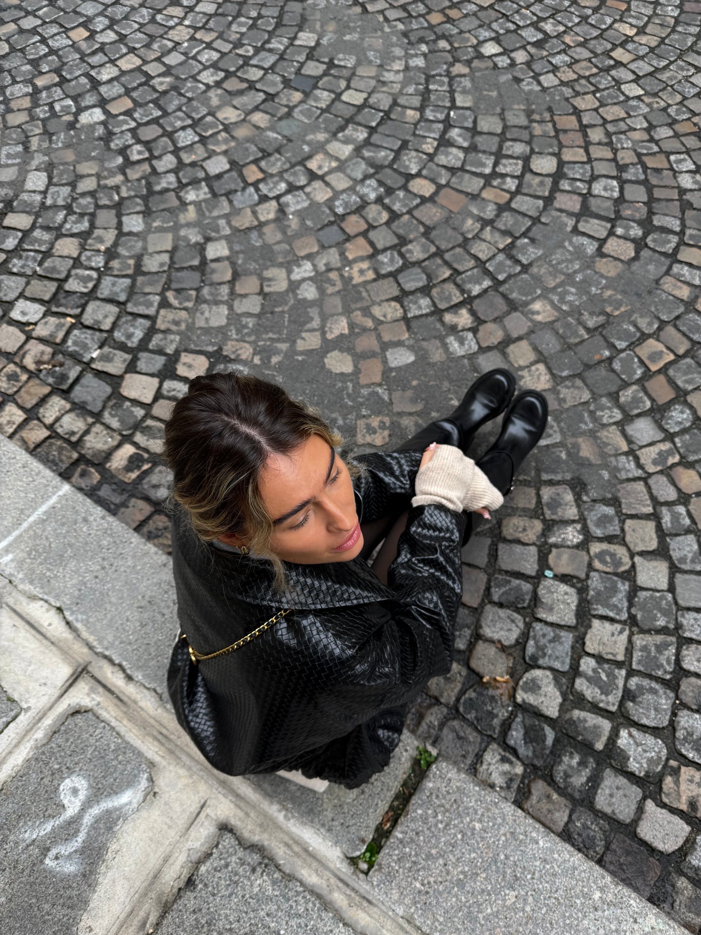 ALLEGRA WOVEN LUXE BOMBER JACKET IN NOIR