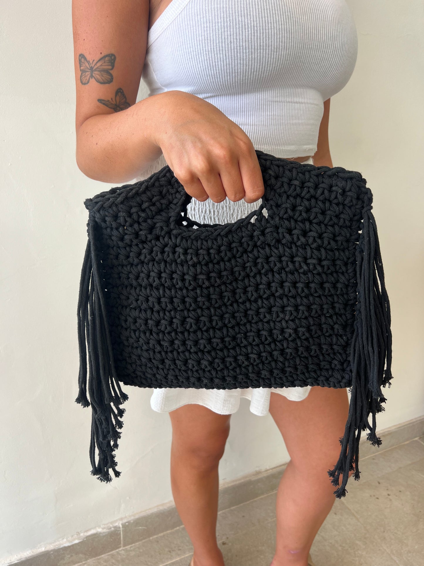 ST.JORDI Crochet Tassel Bag -Black