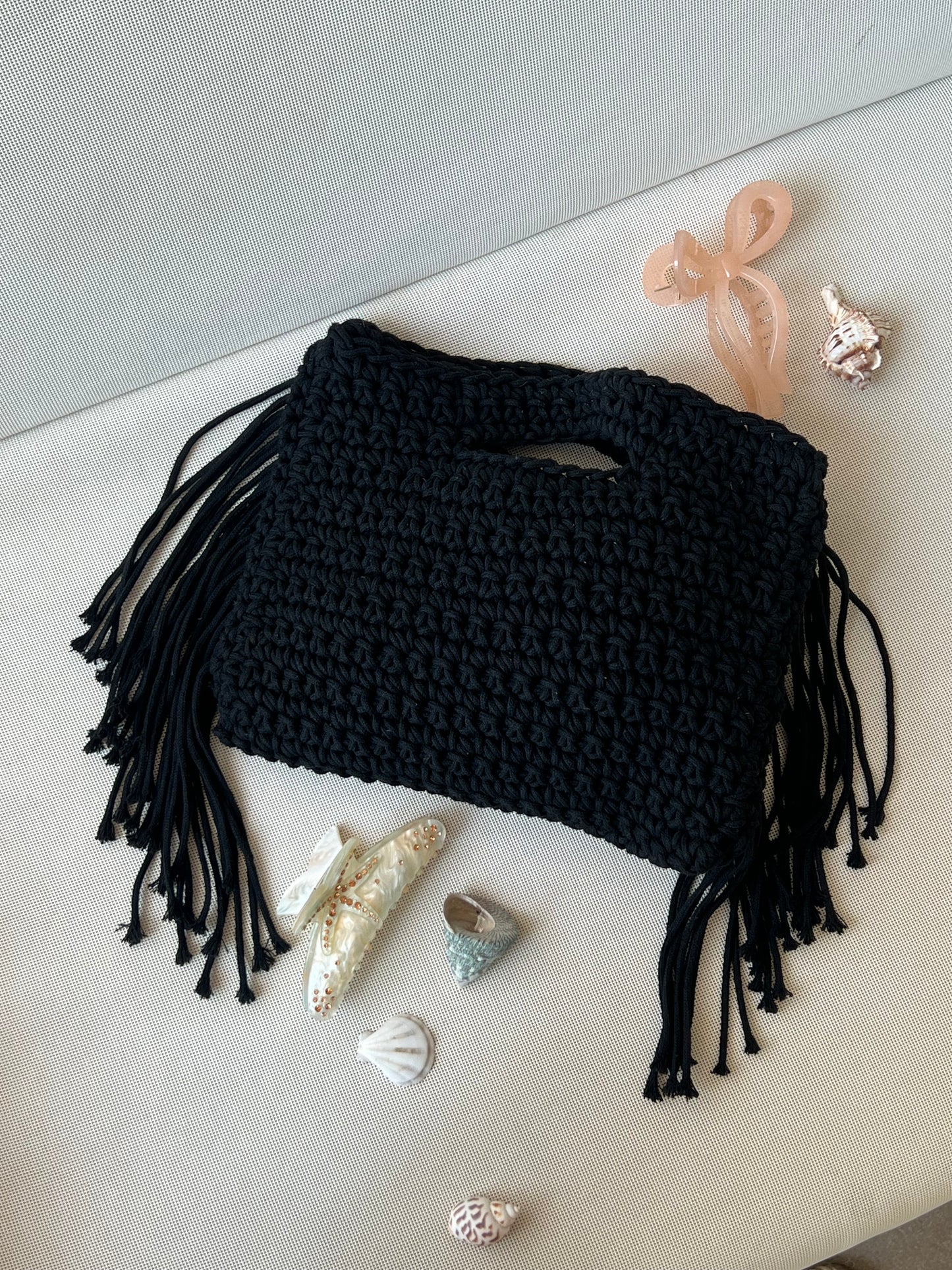 ST.JORDI Crochet Tassel Bag -Black